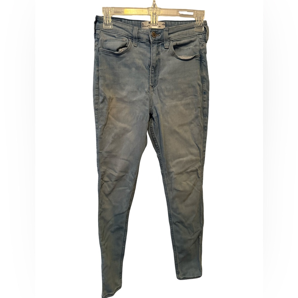 Hollister Curvy High Rise Super Skinny